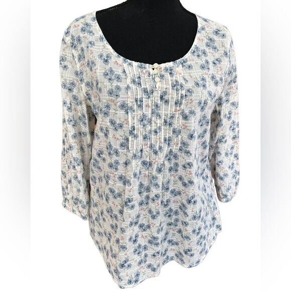 Lauren Jeans Co Ralph Lauren floral top with tiny pleats in front w/ buttons S - Picture 1 of 8